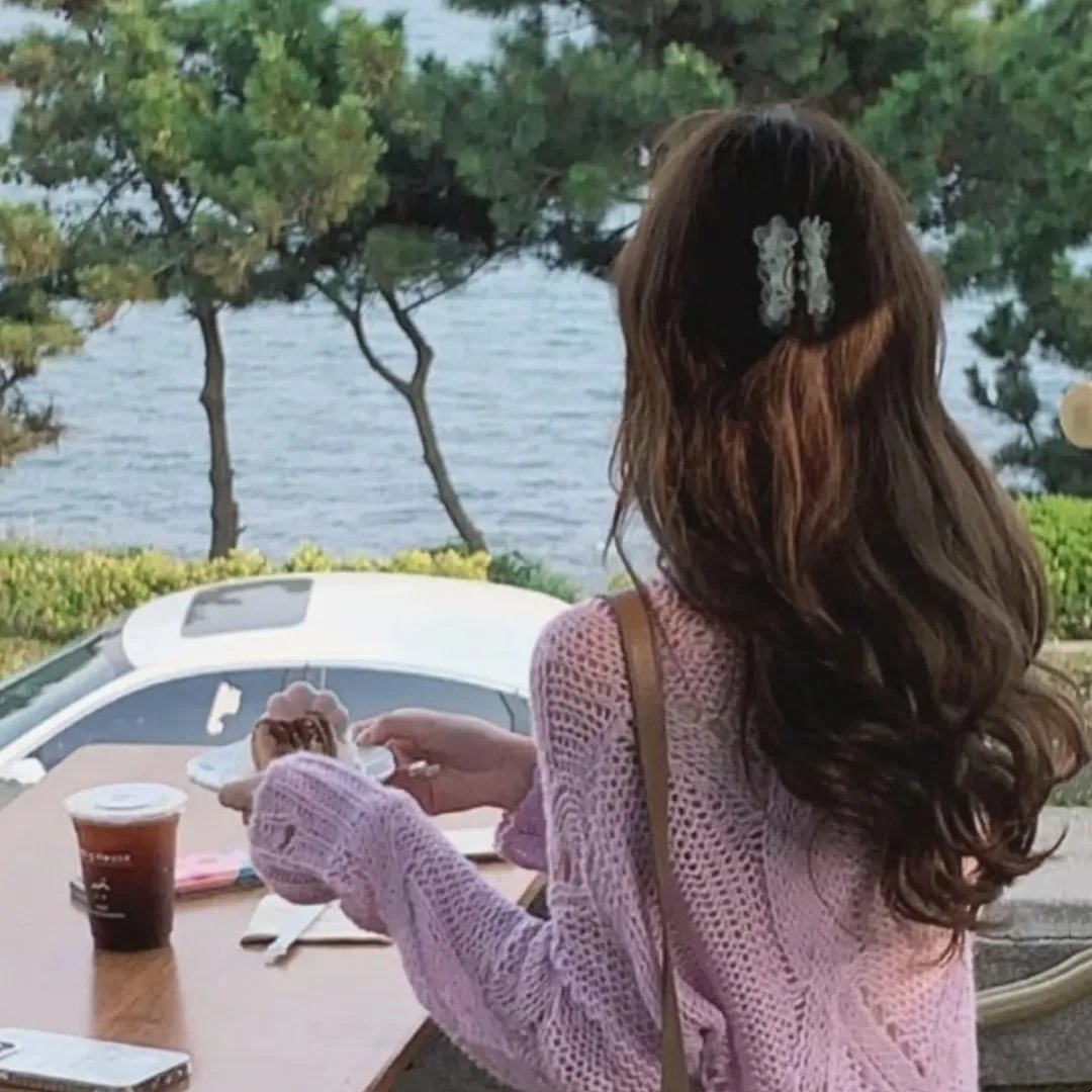 渺小而坚韧